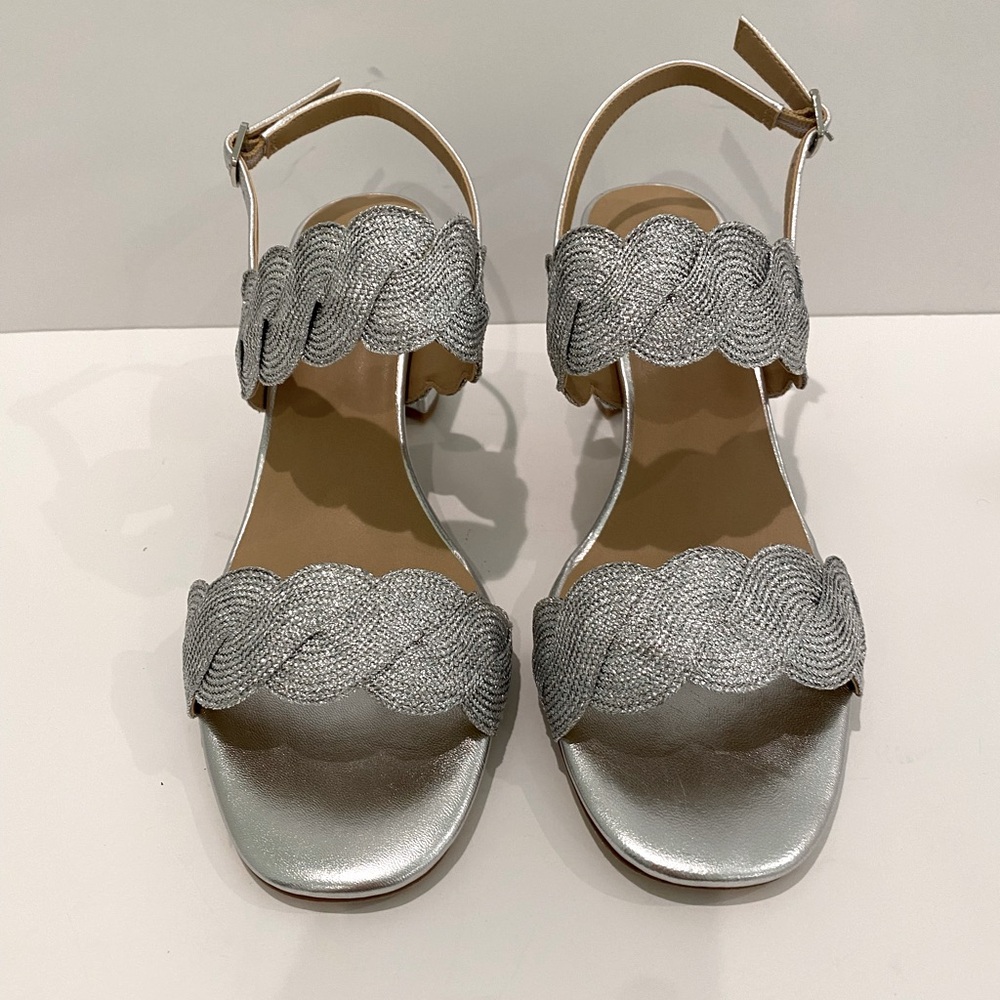 NWT VANELI LETTIE Silver Weave 8 1/2 M